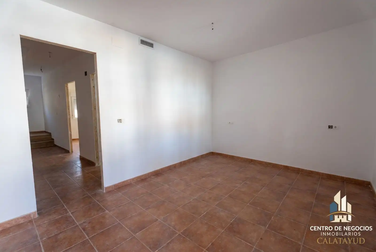 Casa adosada en venda en Calatayud amb Aire condicionat, Calefacció i Terrassa