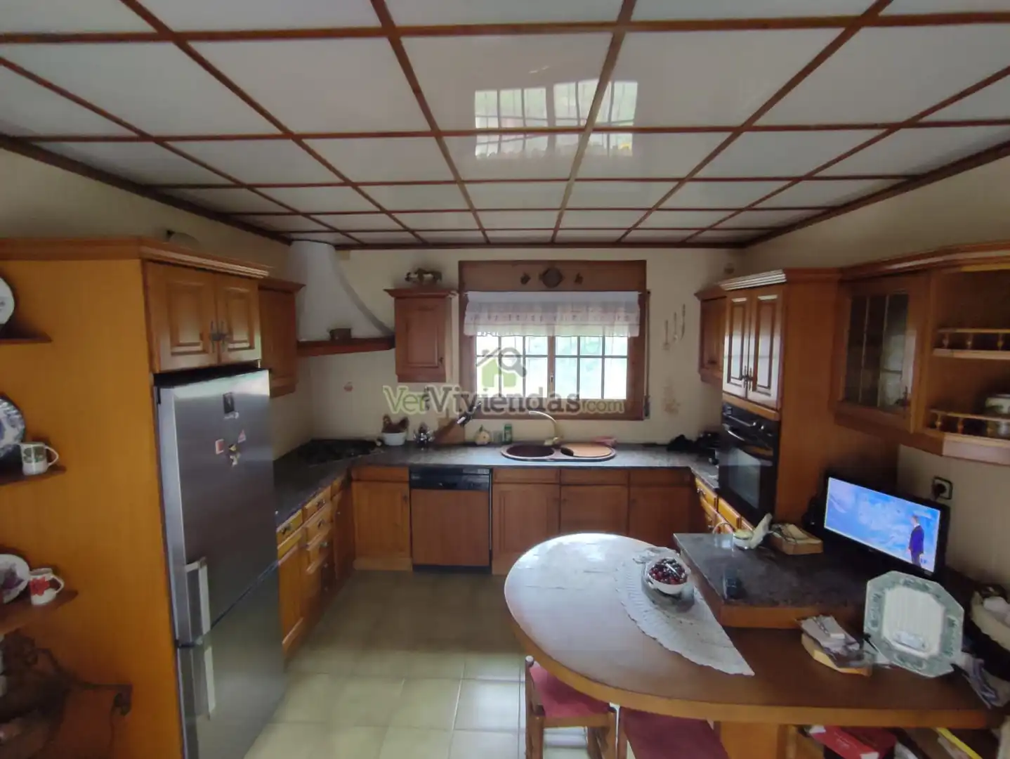 Cocina de Casa o chalet en venta en Vallirana con Jardín privado, Terraza y Horno