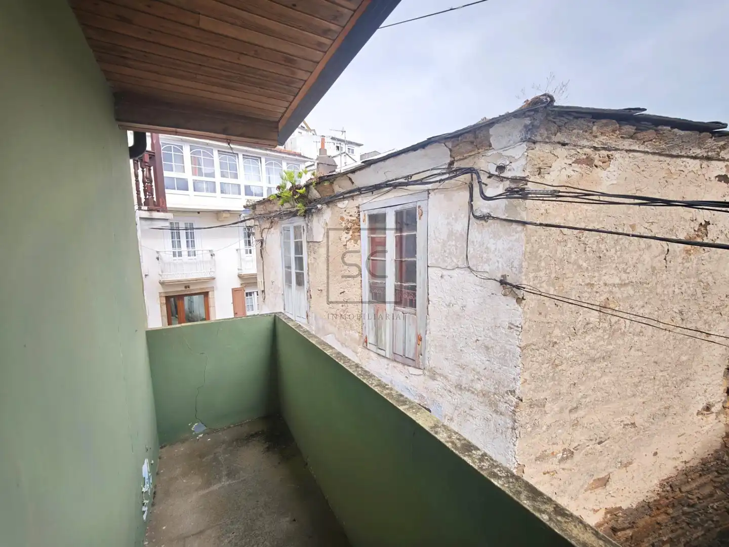 Terrassa de Casa adosada en venda en Mañón amb Moblat i Balcó
