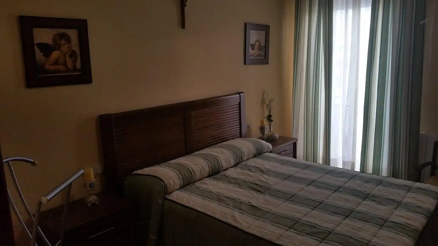 Habitación de Planta baja en venta en Pinos Puente con Piscina comunitaria
