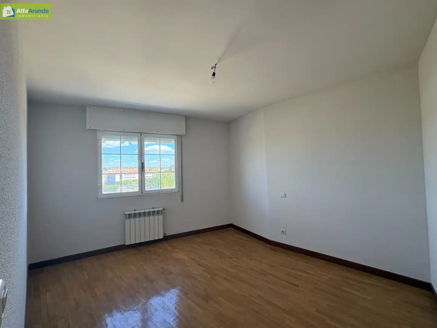 Bedroom of Flat for sale in Aranda de Duero  with Heating, Parquet flooring and Terrace