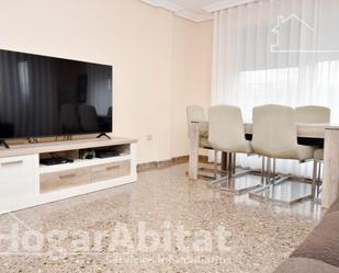 Sala d'estar de Pis en venda en Onda amb Aire condicionat, Calefacció i Traster