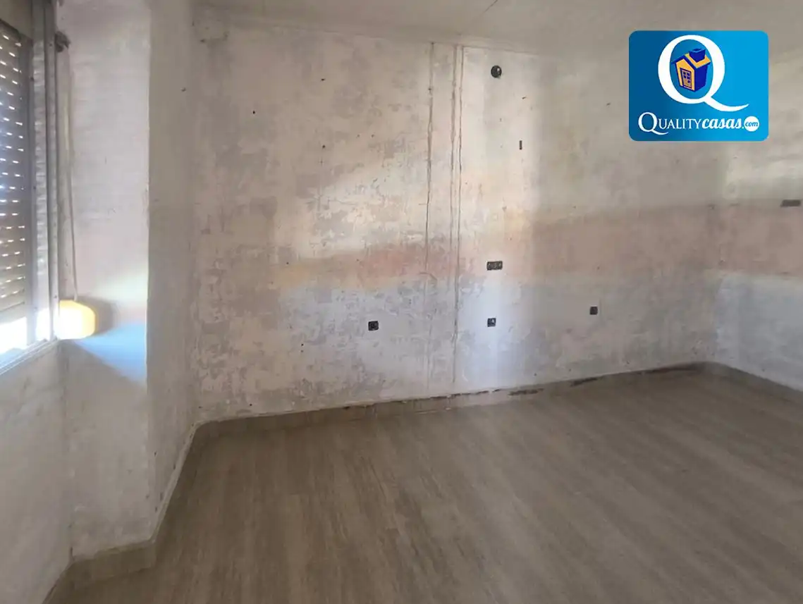 Apartament en venda en Alicante / Alacant amb Balcó