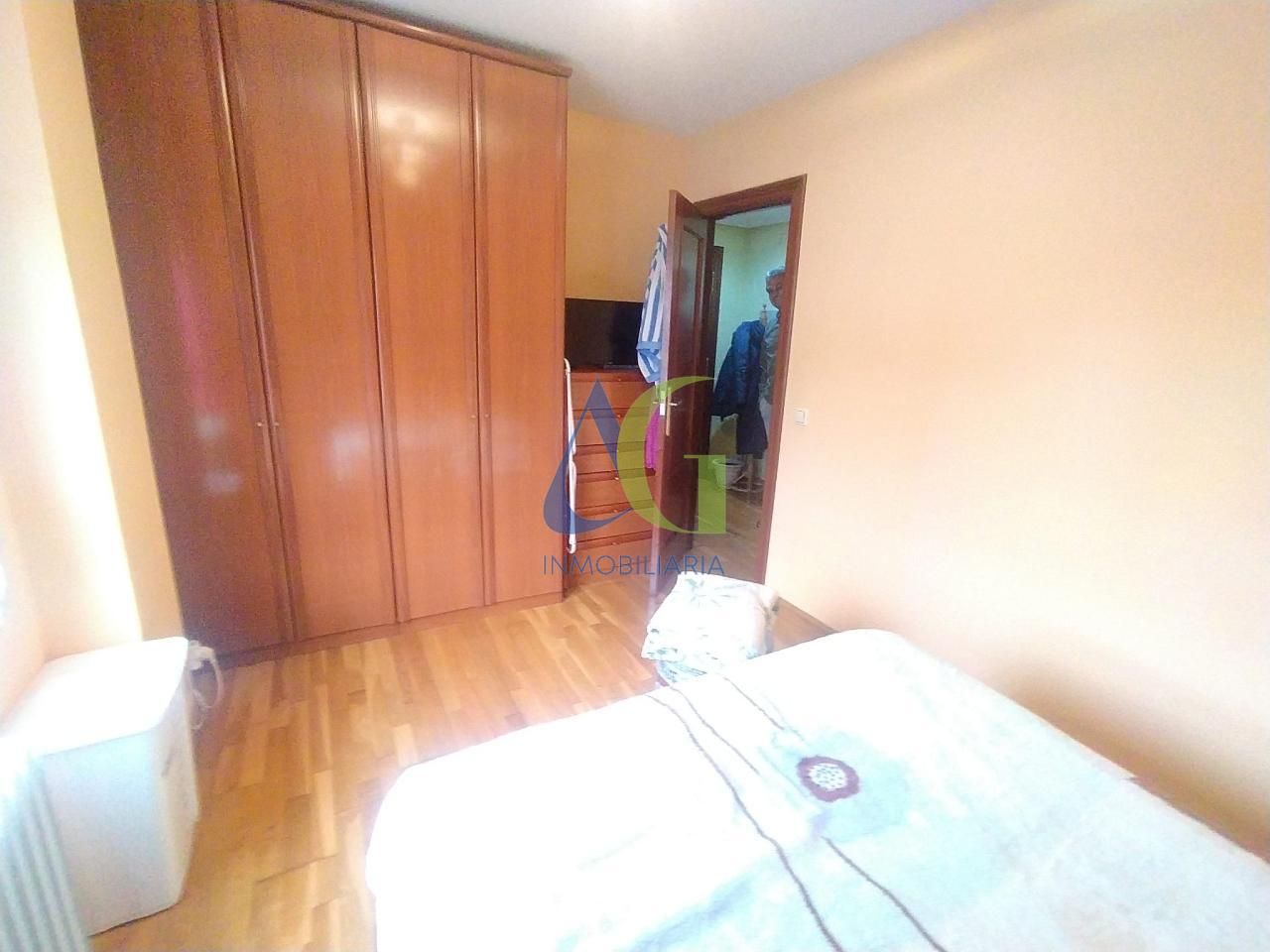 Bedroom of Apartment for sale in Villaquilambre  with Heating and Storage room
