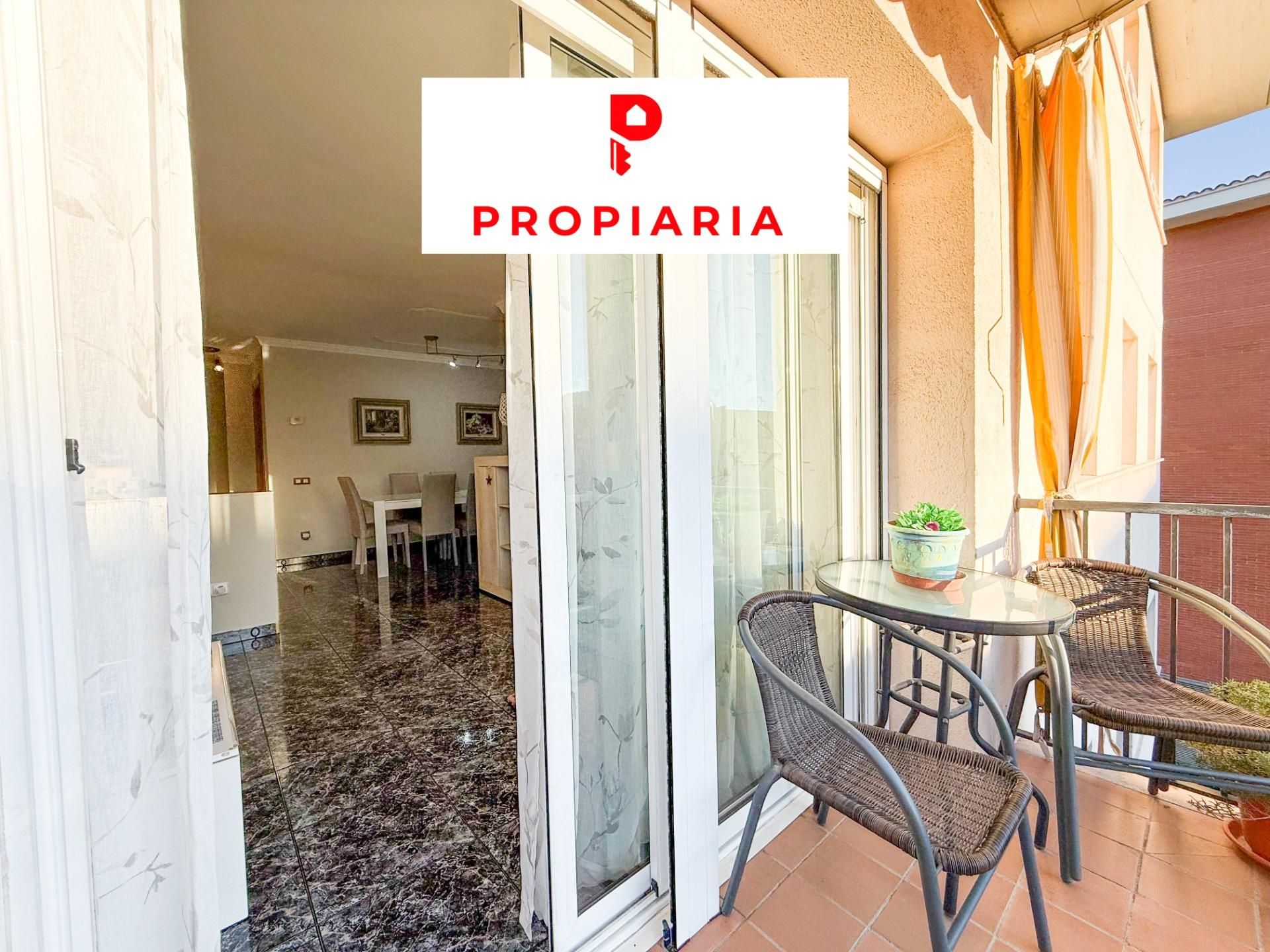 Exterior view of Flat for sale in Sant Vicenç Dels Horts  with Air Conditioner, Heating and Storage room