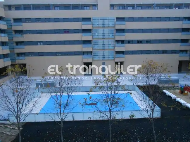 Piscina de Pis de lloguer en Leganés amb Terrassa, Traster i Piscina