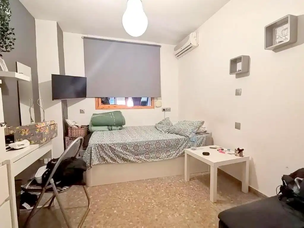 Bedroom of Flat for sale in Málaga  with Air Conditioner, Heating and Private garden