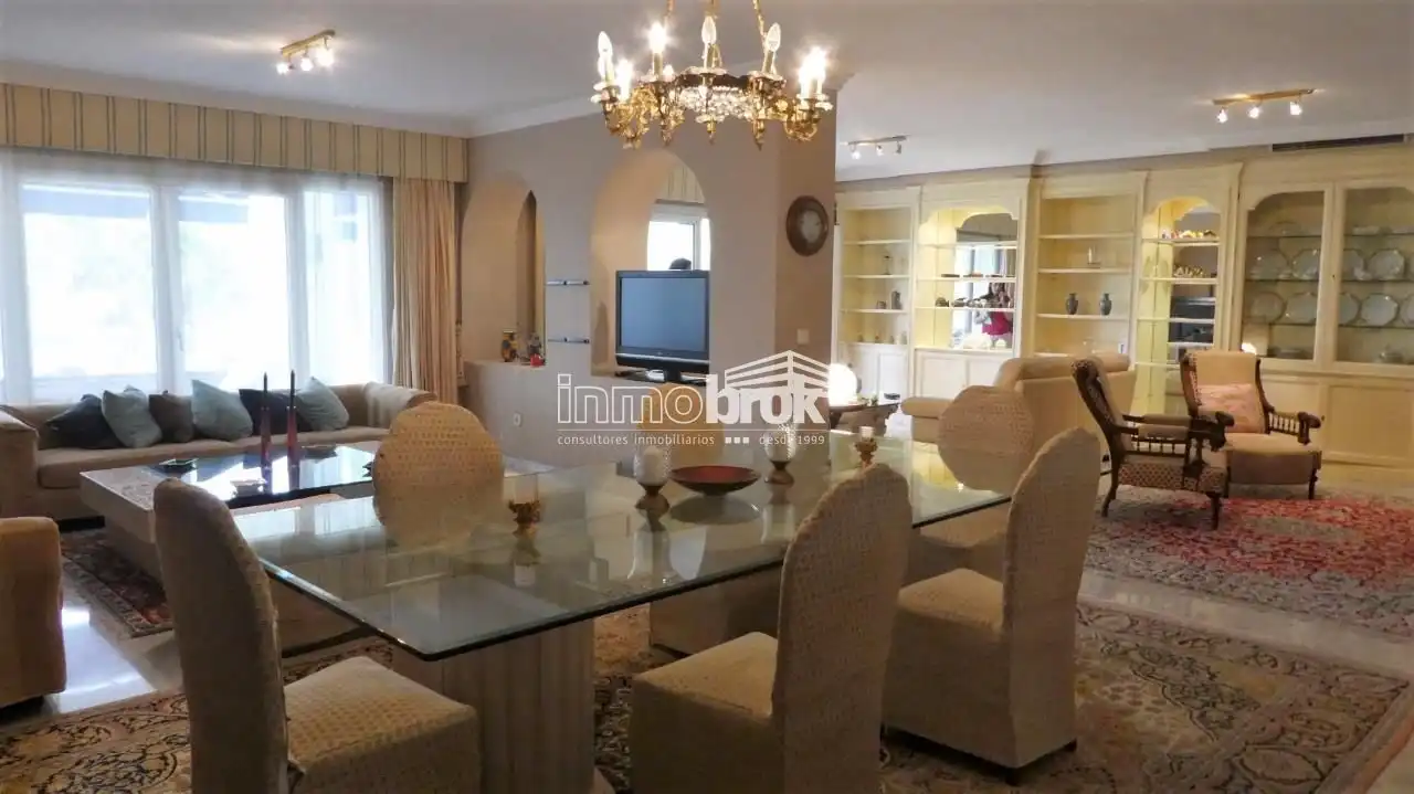 Esszimmer von Wohnung zur Miete in Marbella mit Klimaanlage, Terrasse und Schwimmbad
