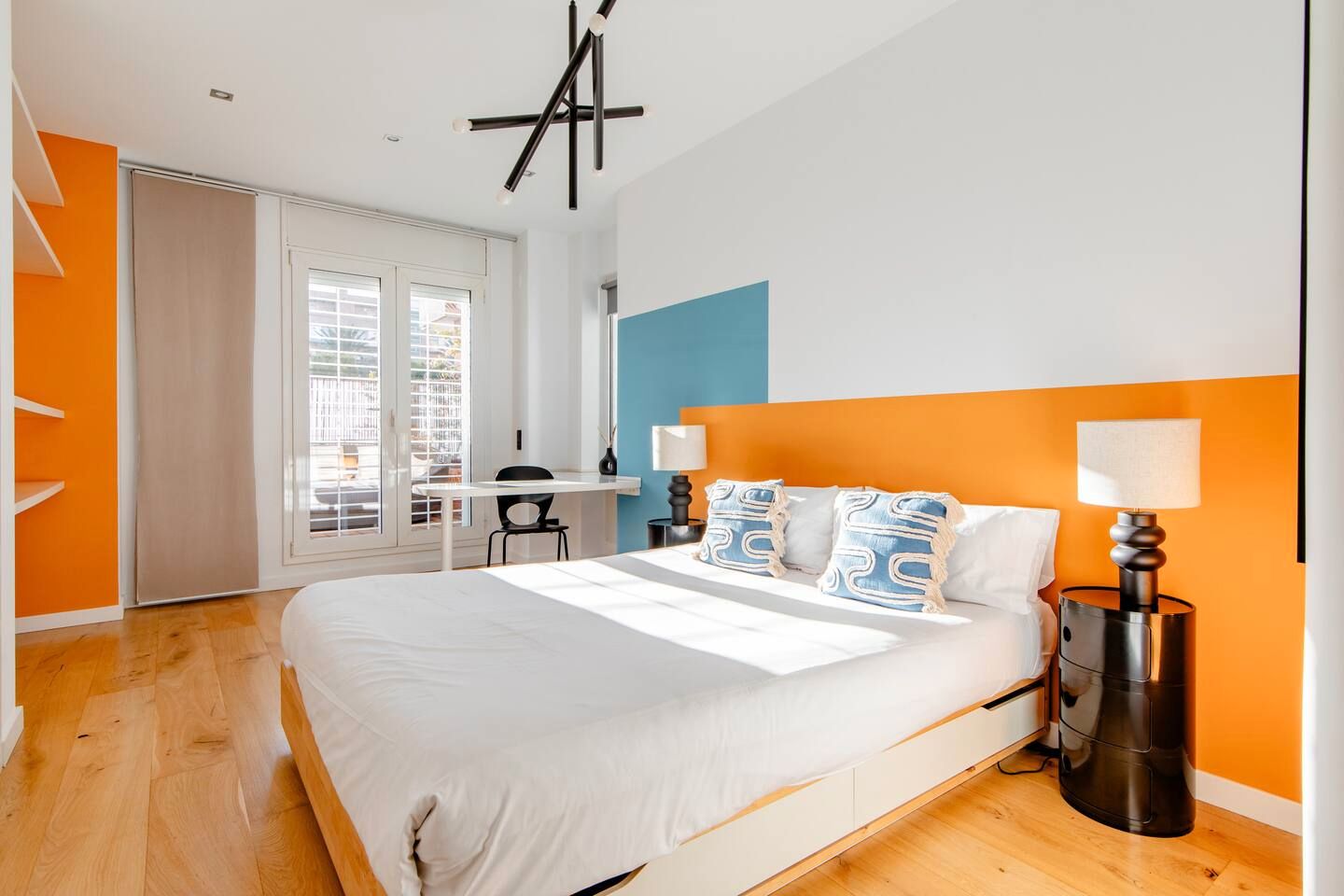 Bedroom of Flat to rent in  Barcelona Capital  with Air Conditioner, Furnished and TV