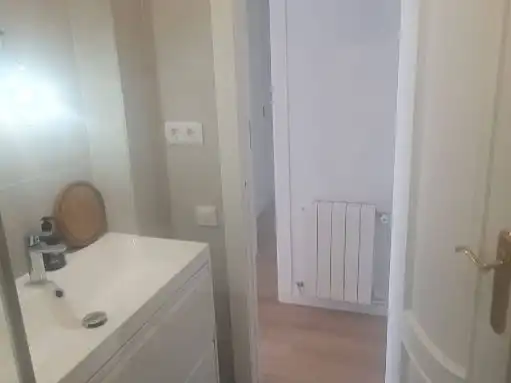 Bathroom of Flat for rent in Sant Andreu