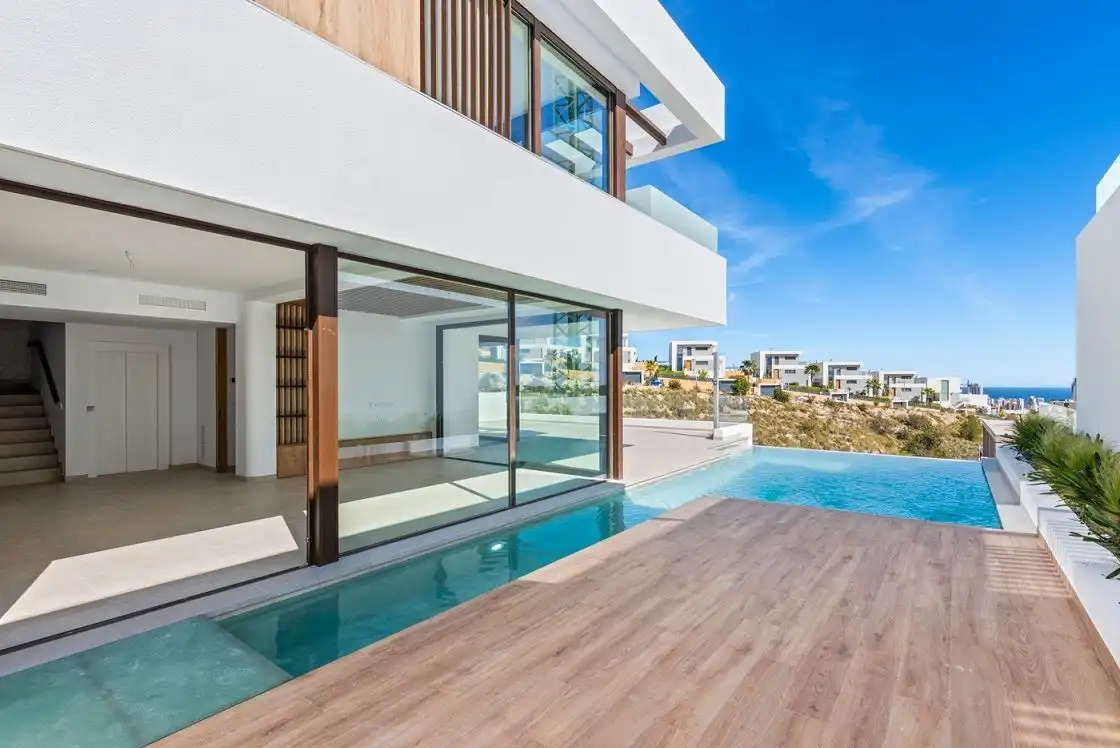 Maison avec piscine à vendre à Golf Bahía, imagen 2