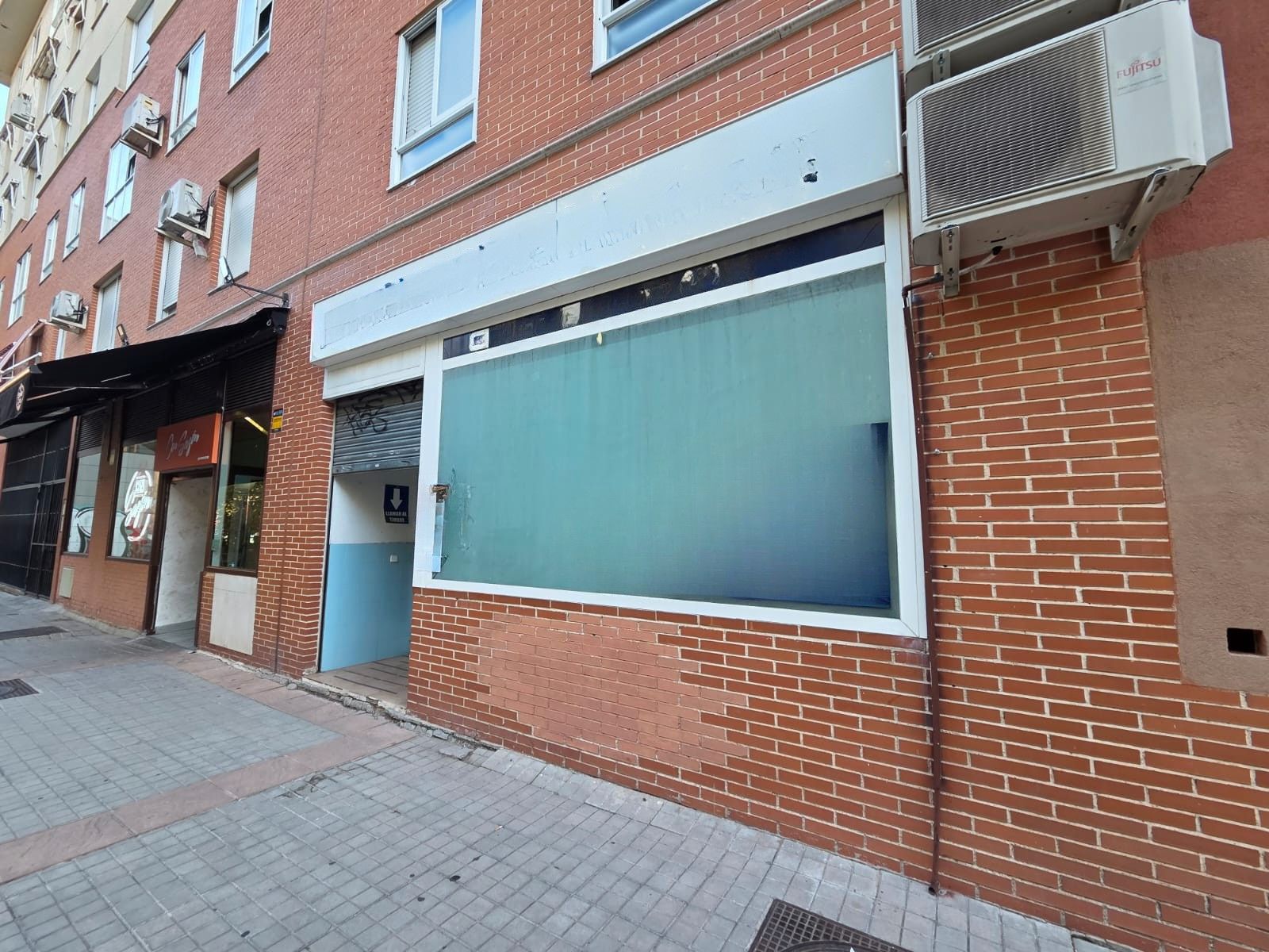 Local de lloguer en Alcorcón amb Aire condicionat, Parquet i Internet