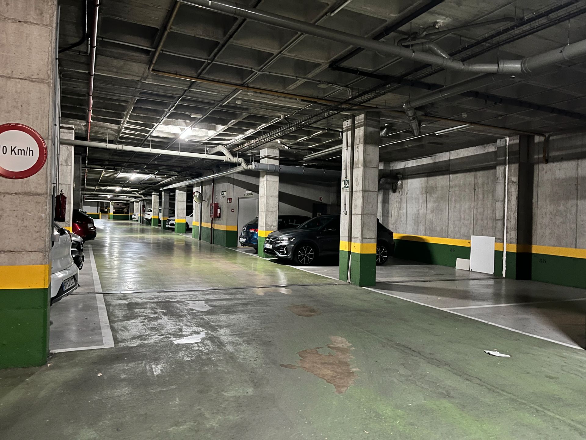 Parking of Garage to rent in Girona Capital