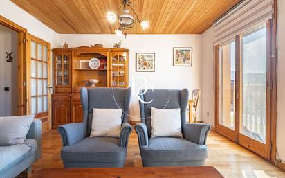 Wohnzimmer von Haus oder Chalet zum verkauf in Puigcerdà mit Heizung, Privatgarten und Terrasse