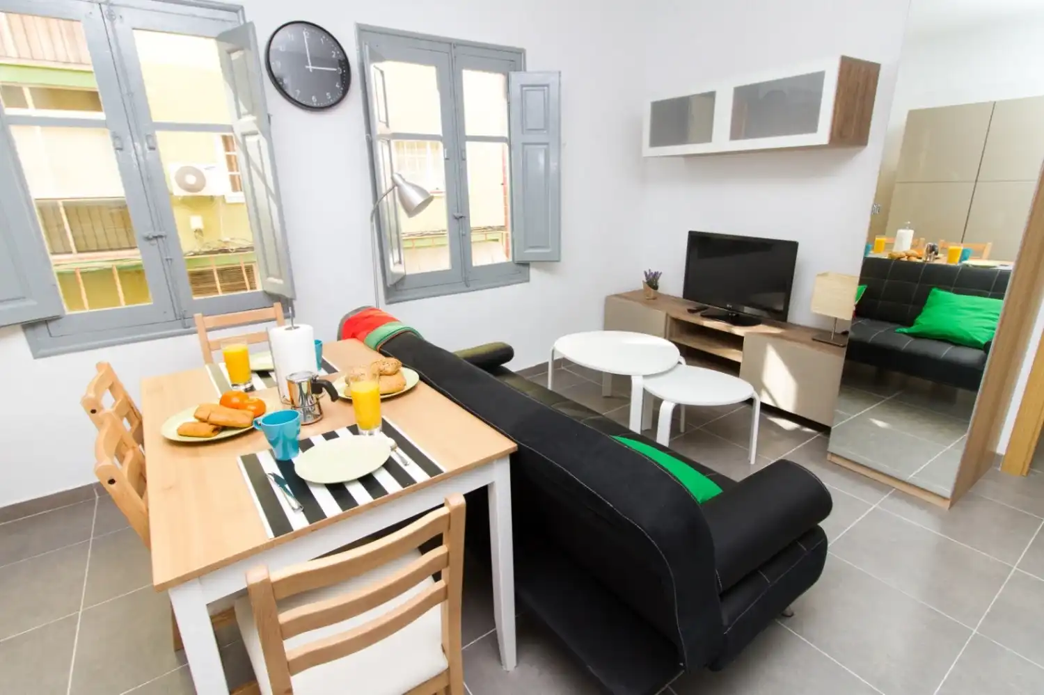 Sala d'estar de Apartament de lloguer en Málaga amb Moblat, Rentadora i Microones