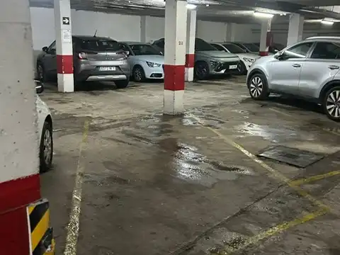 Parking of Garage for rent in Sevilla