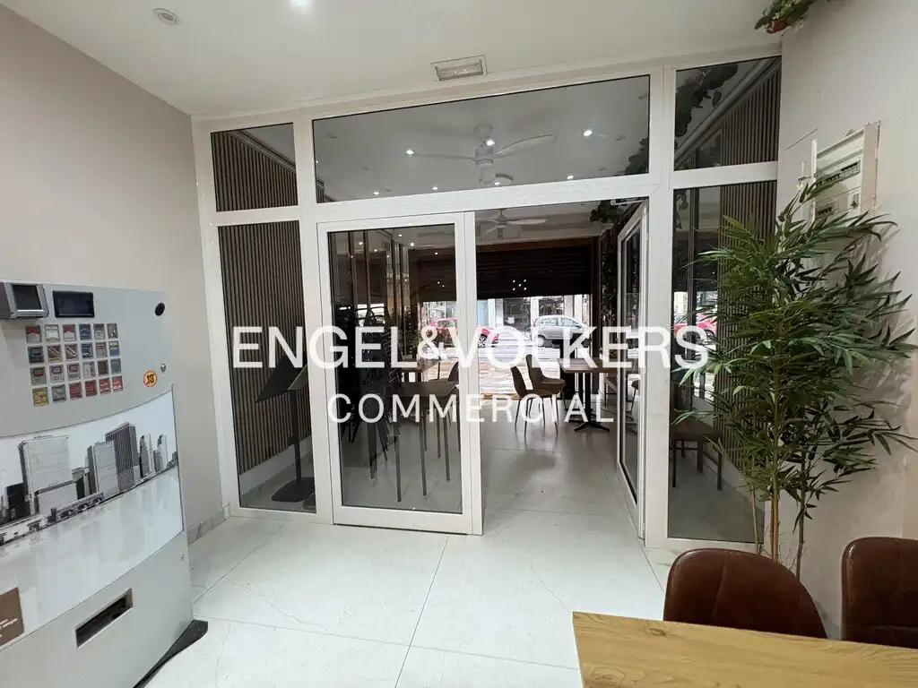 Local comercial en venda a Sants - Montjuïc, imagen 8
