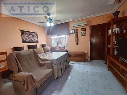 Living room of Flat for sale in  Sevilla Capital