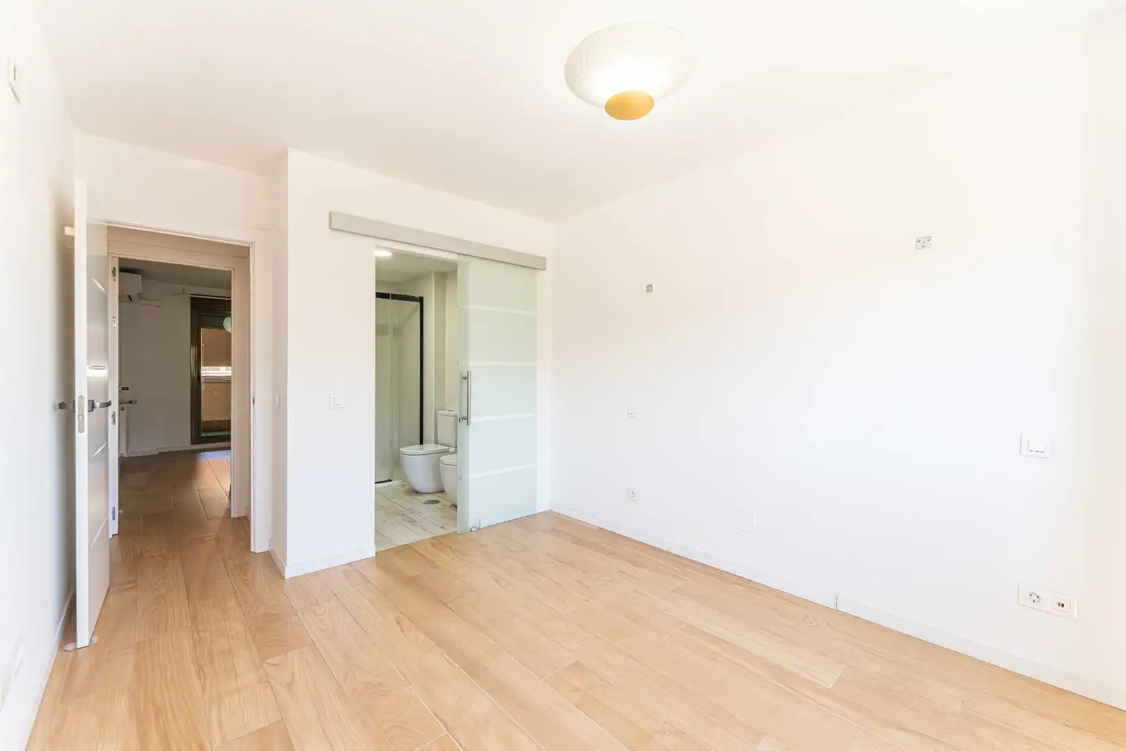 Bedroom of Flat for sale in Leganés  with Air Conditioner, Heating and Storage room