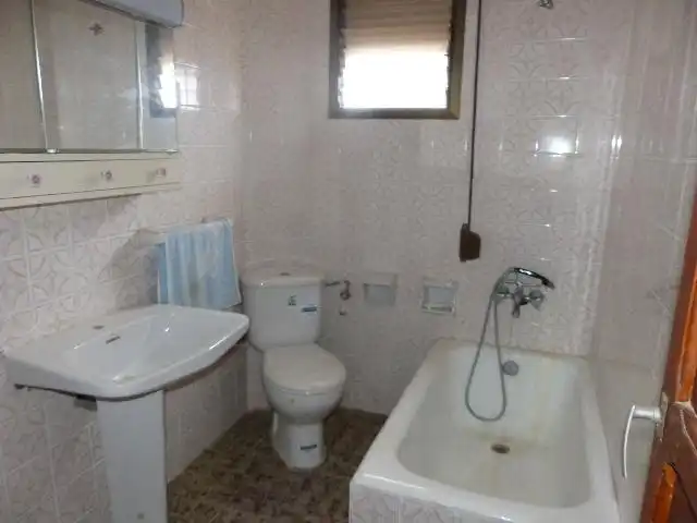 Bany de Casa o xalet en venda en Tales