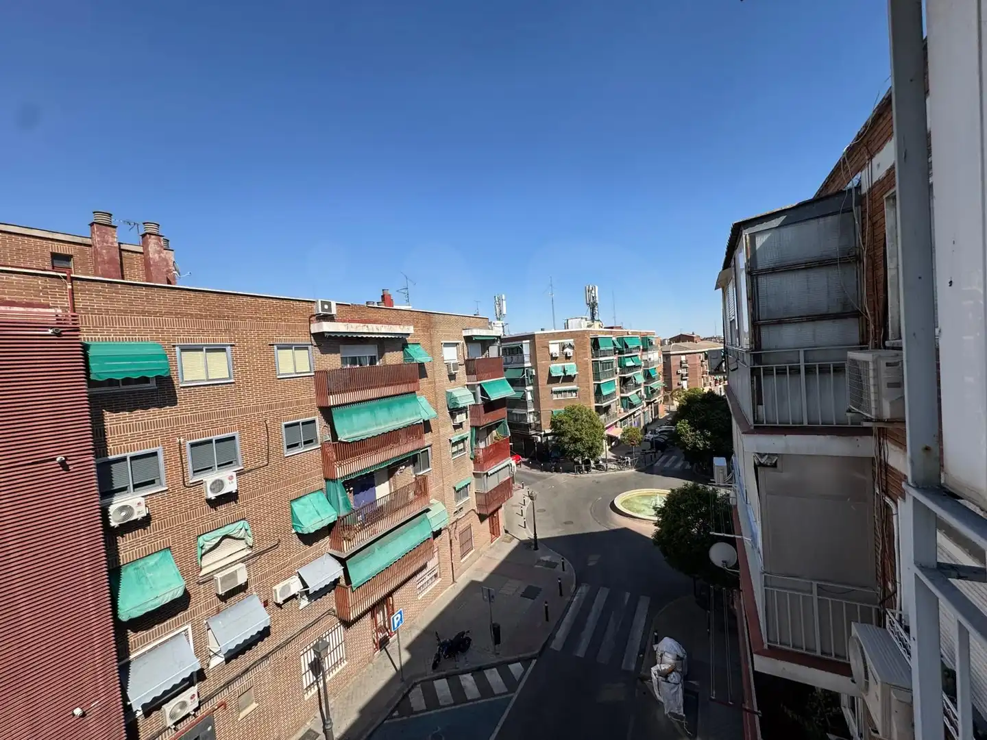 Exterior view of Flat for sale in Madrid  with Air Conditioner, Heating and Terrace