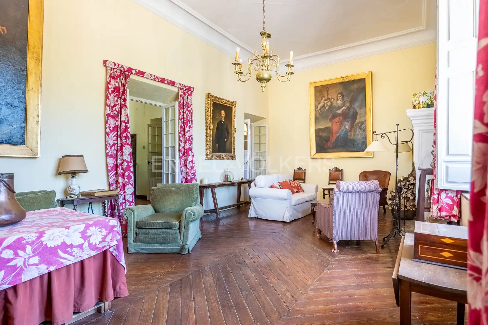 Sala d'estar de Casa o xalet en venda en Osuna amb Calefacció, Jardí privat i Terrassa