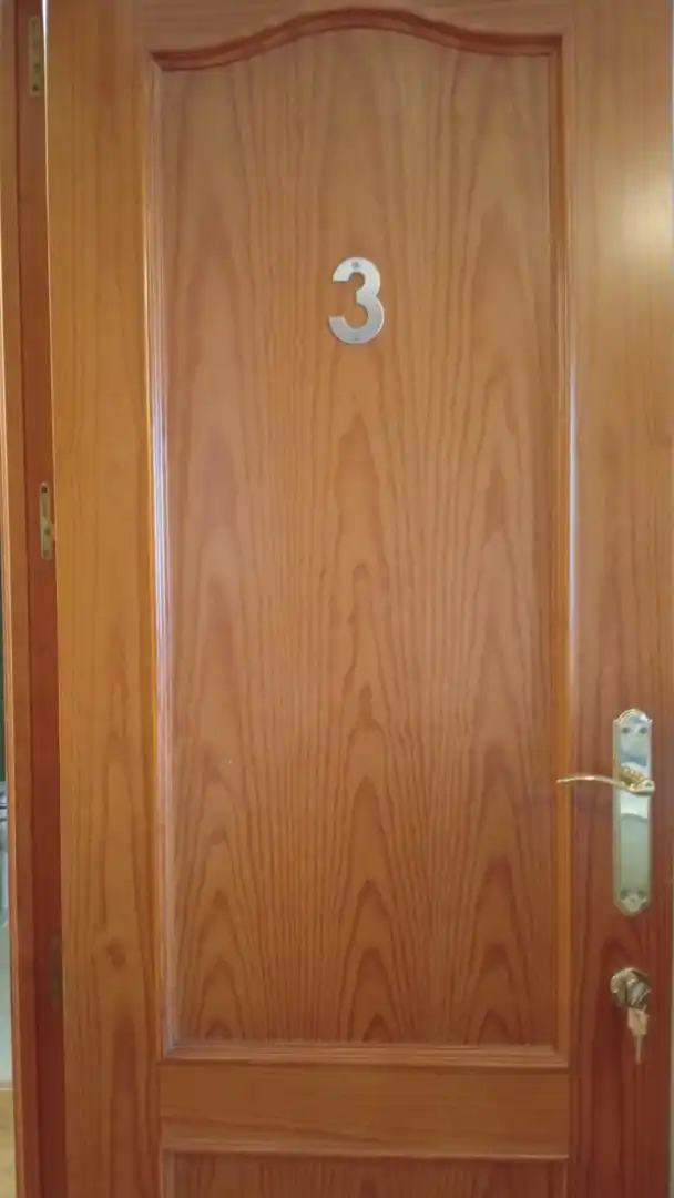 Wohnung zur Miete in Sevilla mit Klimaanlage, Terrasse und Möbliert