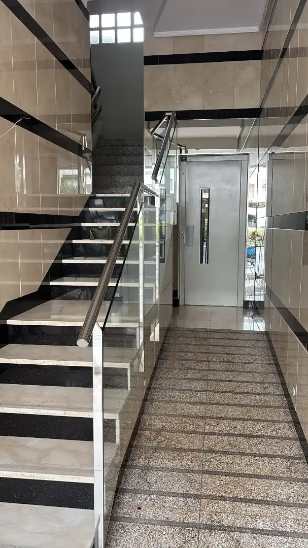 Flat for rent in Vigo   with Terrace, Furnished and Oven