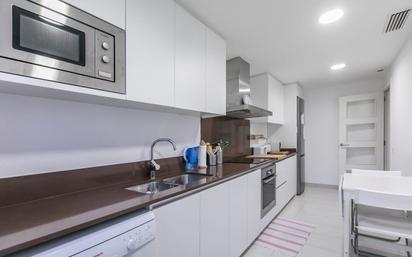 Kitchen of Flat for sale in Sabadell  with Air Conditioner and Heating