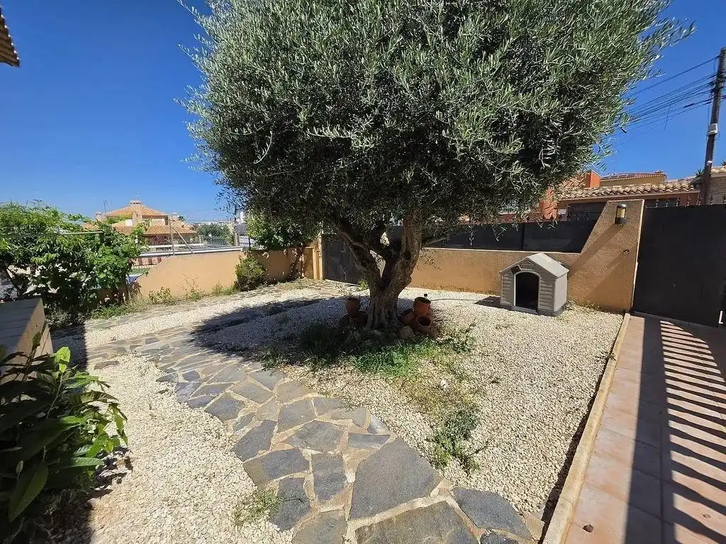 Villa avec jardin à vendre à Nueva Torrevieja - Aguas Nuevas, imagen 9