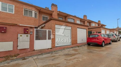 Foto 4 de Casa adosada en venta en Torrejón del Rey, Guadalajara