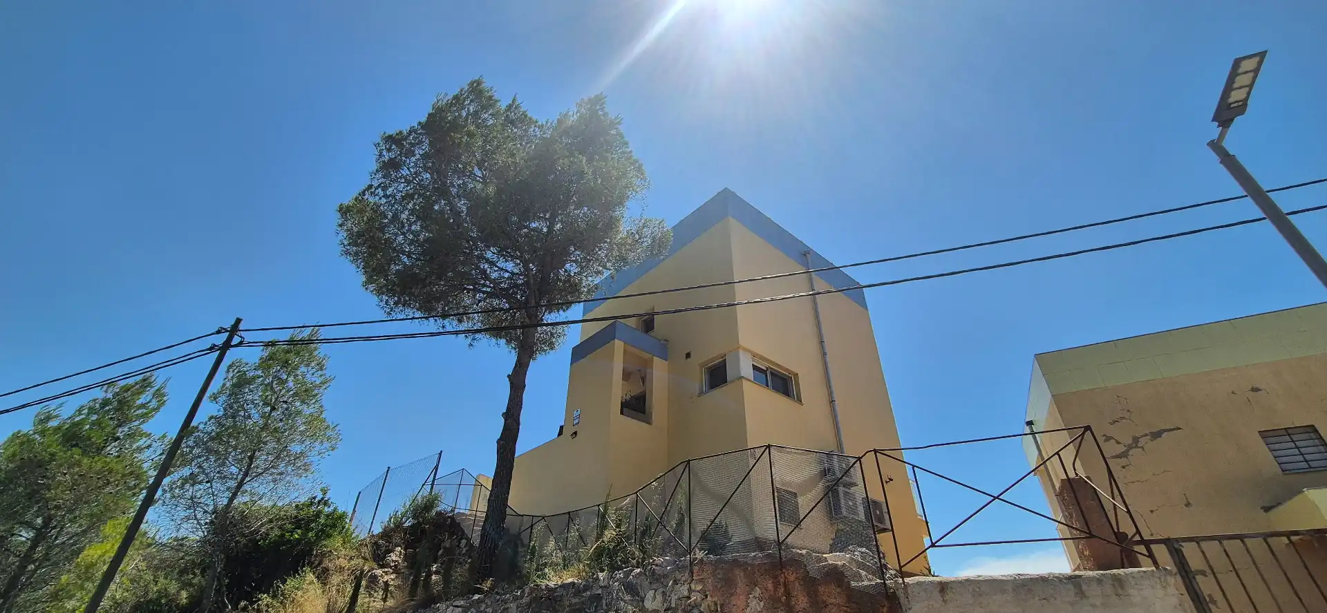 Vista exterior de Casa o chalet en venta en Almiserà con Aire acondicionado, Calefacción y Jardín privado