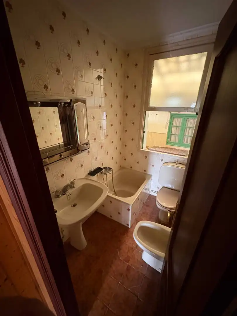 Bathroom of Houses for sale in Betanzos  with Private garden, Furnished and Oven