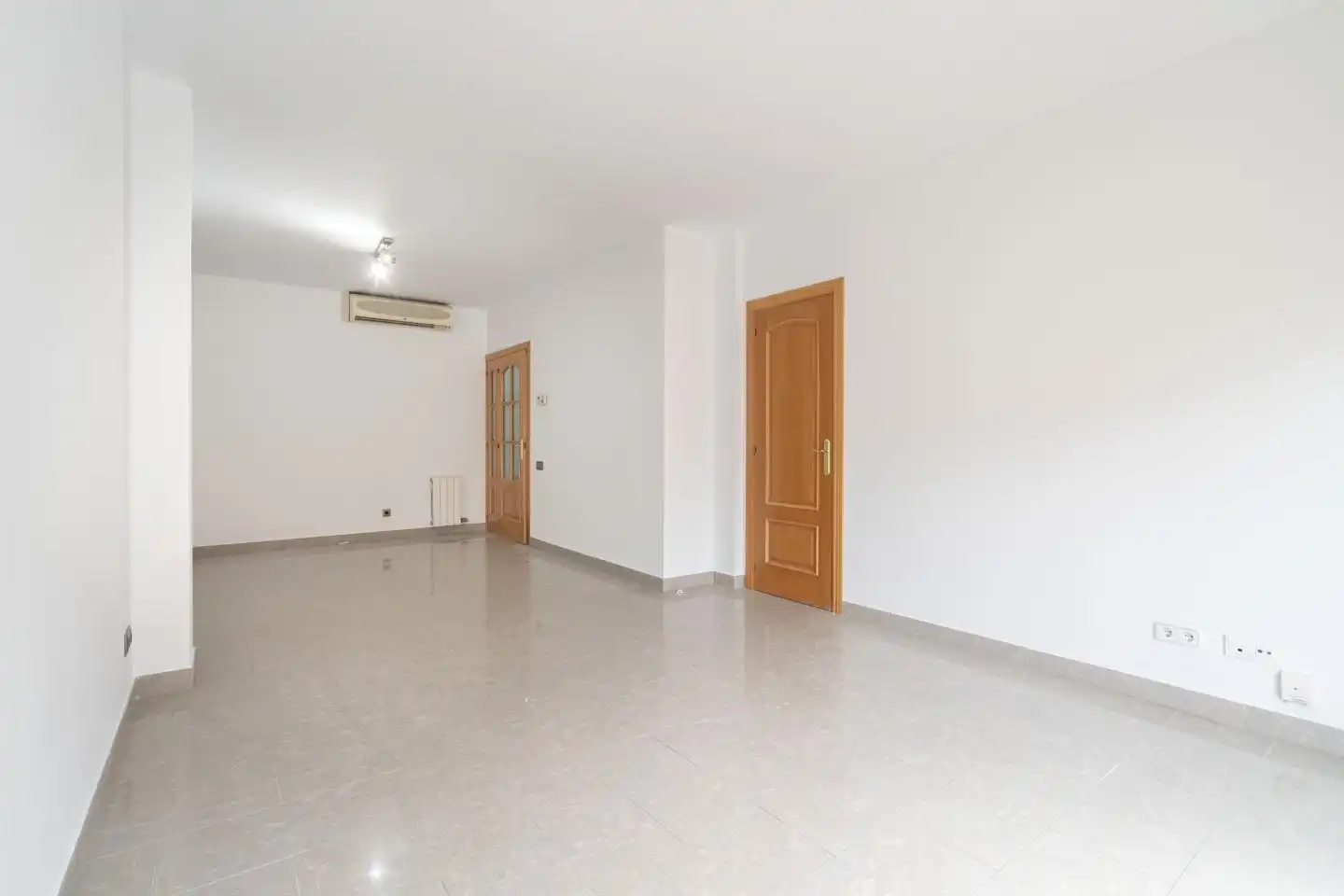 Maisonette zum Verkauf in Santa Coloma de Gramenet