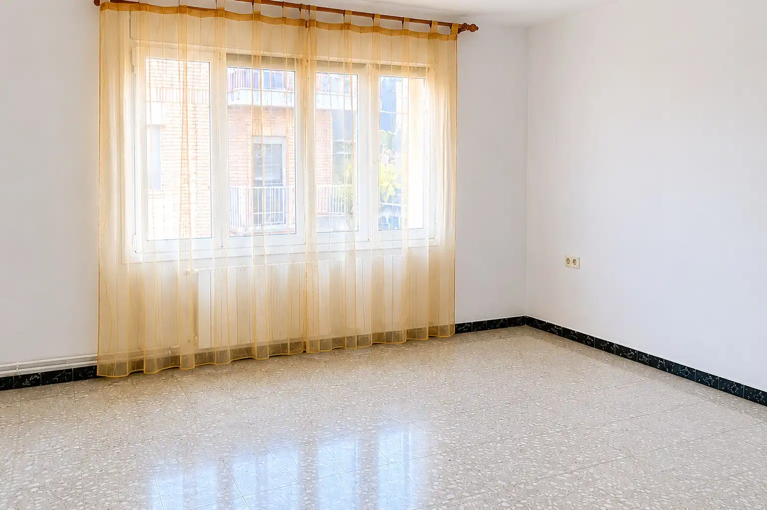 Habitación de Piso en venta en Vilanova del Camí con Calefacción y Balcón
