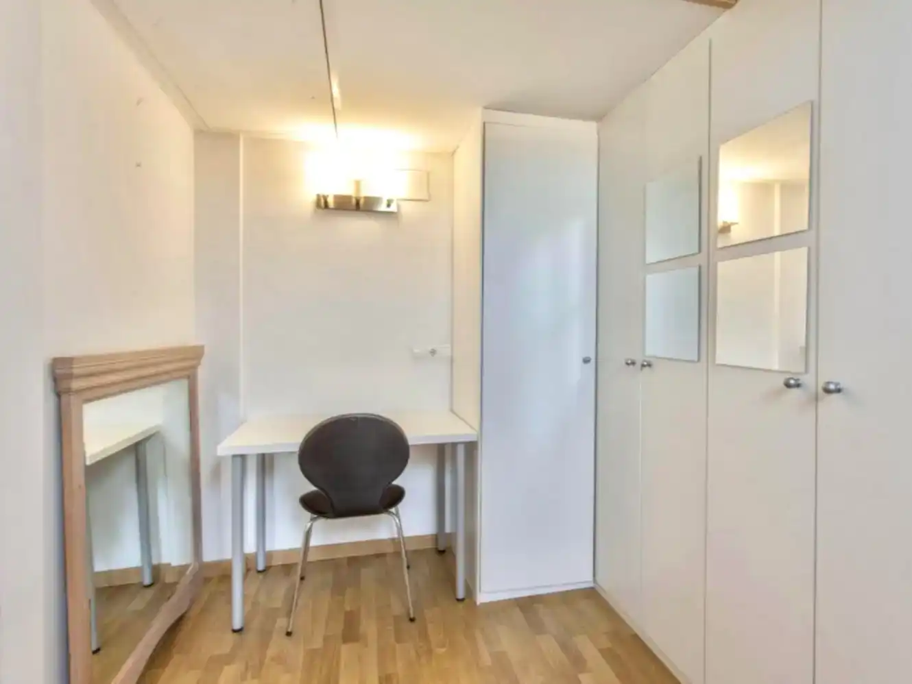 Schlafzimmer von Maisonette zur Miete in  Valencia Capital mit Klimaanlage und Balkon