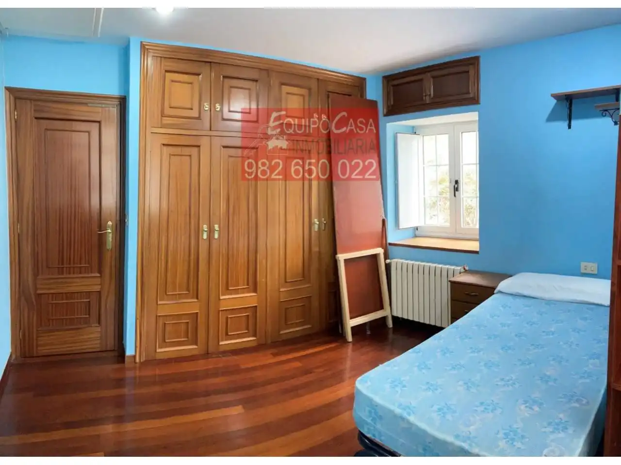 Habitación de Casa o chalet en venta en Lugo con Calefacción, Parquet y Amueblado