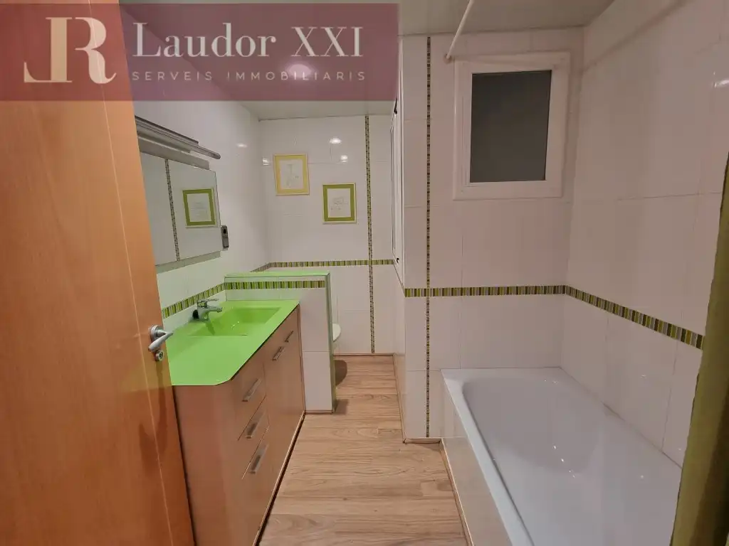 Apartment for sale in Centre - Sant Oleguer, imagen 19
