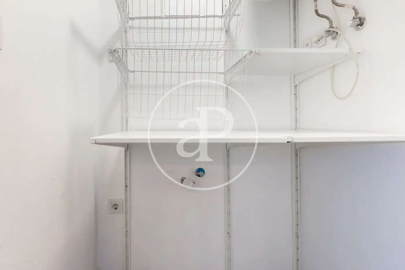 Bedroom of Flat for sale in Valencia  with Air Conditioner, Heating and Terrace