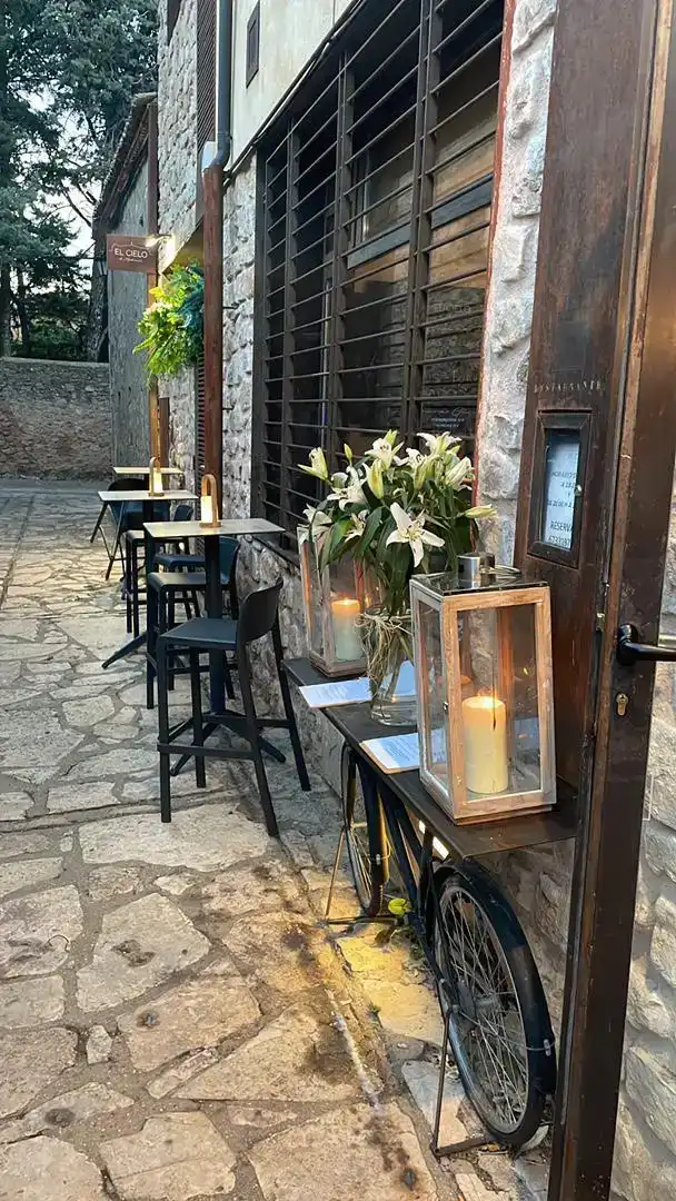 Local en venta en Medinaceli con Aire acondicionado