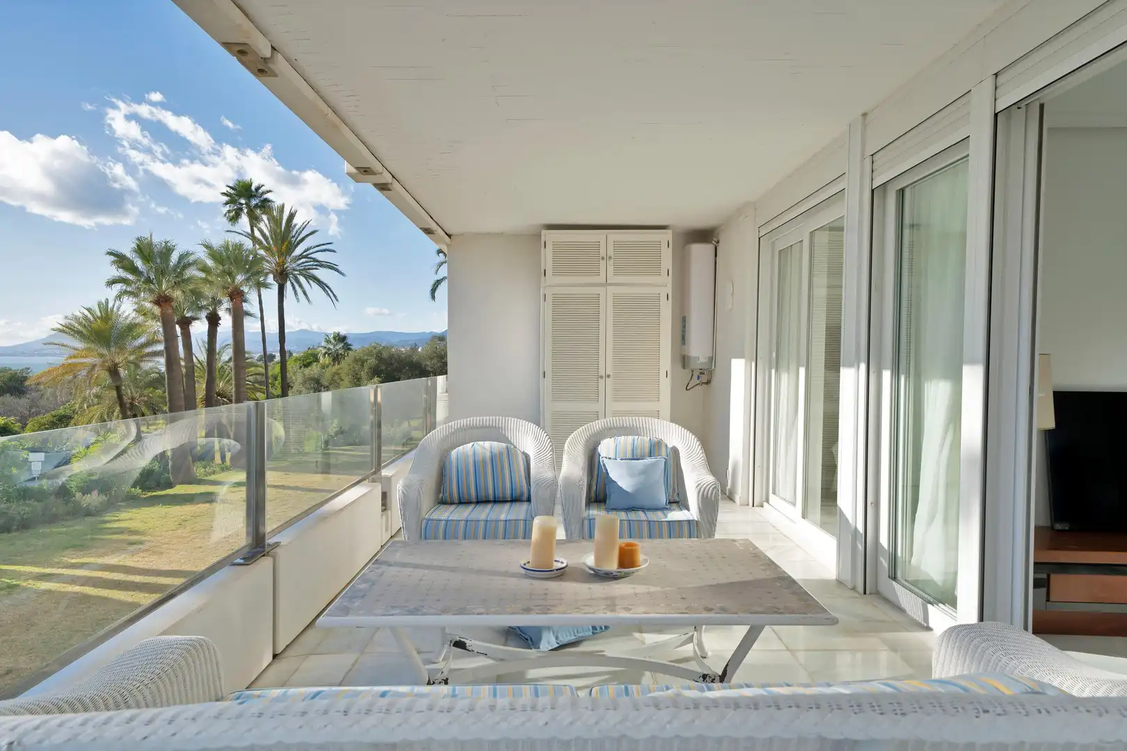 Terraza de Apartamento de alquiler en Marbella con Calefacción, Jardín privado y Amueblado