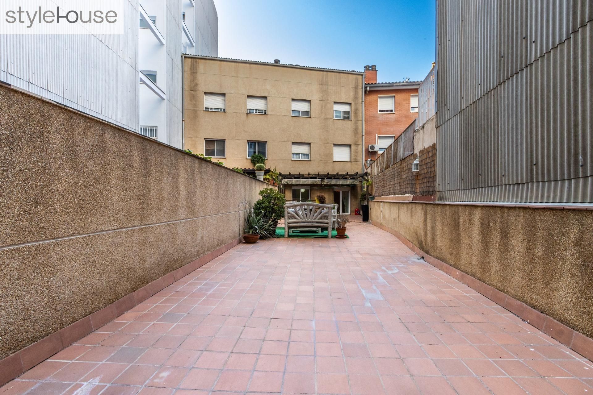 Vista exterior de Pis en venda en Terrassa
