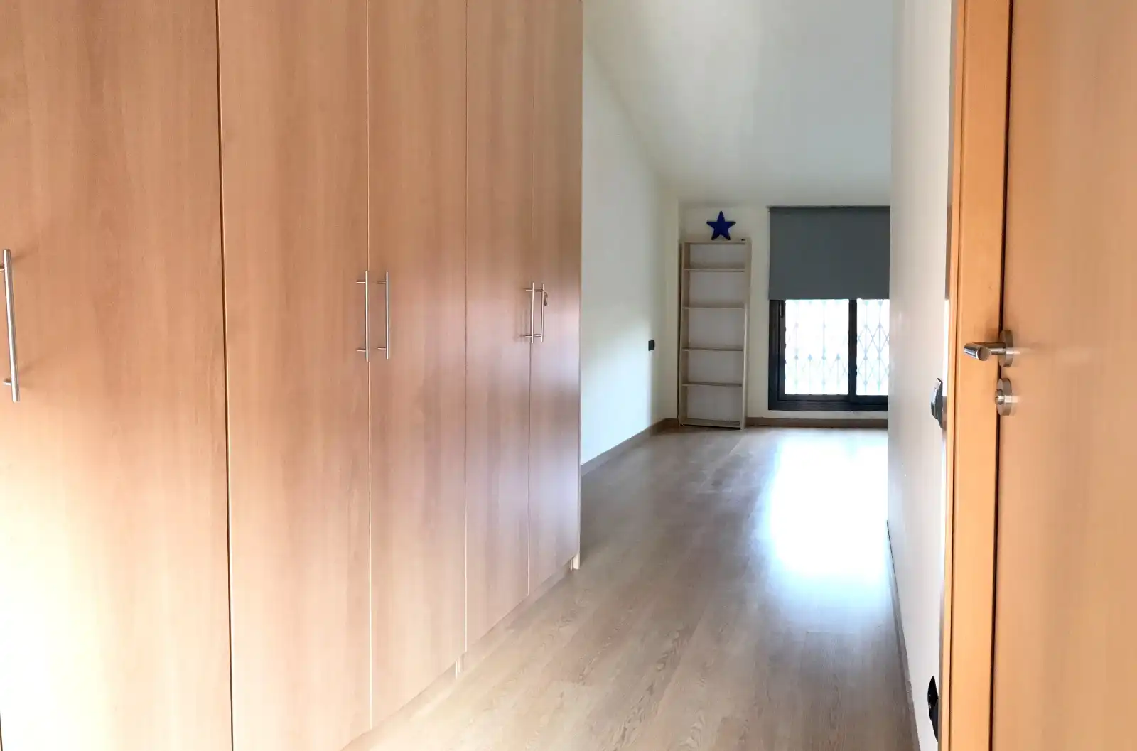 Habitación de Ático en venta en Badalona con Aire acondicionado, Calefacción y Terraza