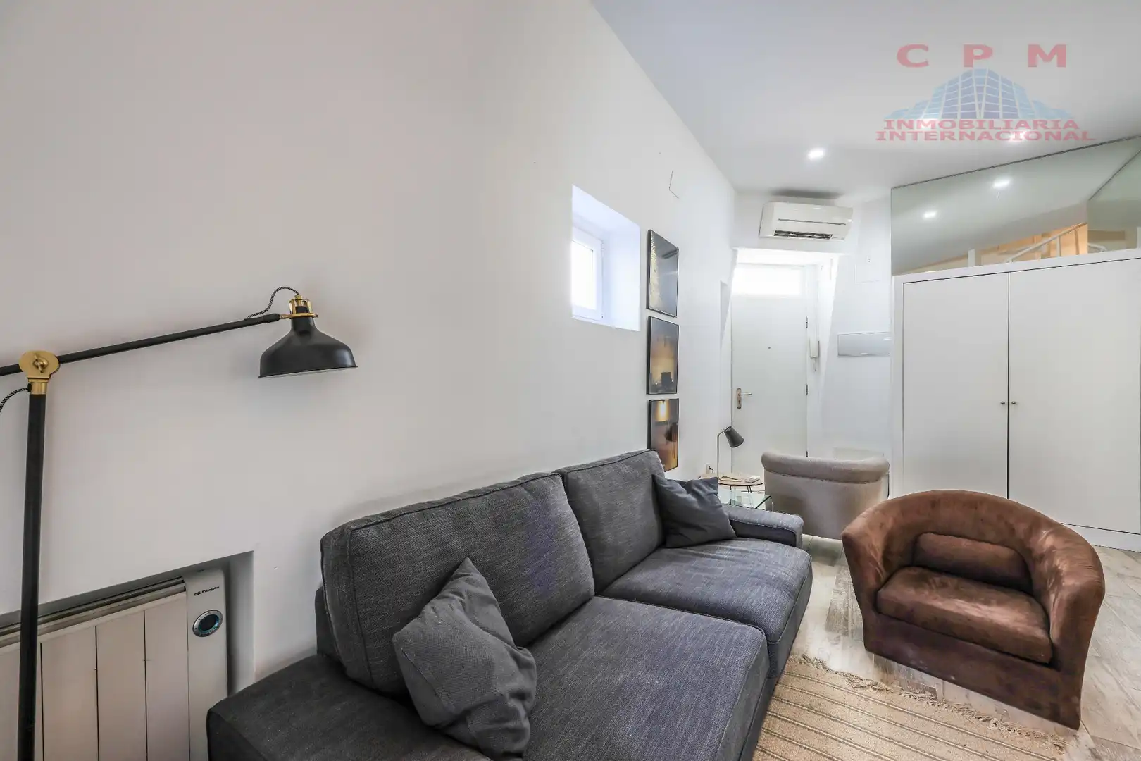 Living room of Duplexes for rent in Madrid  with Air Conditioner, Heating and Furnished