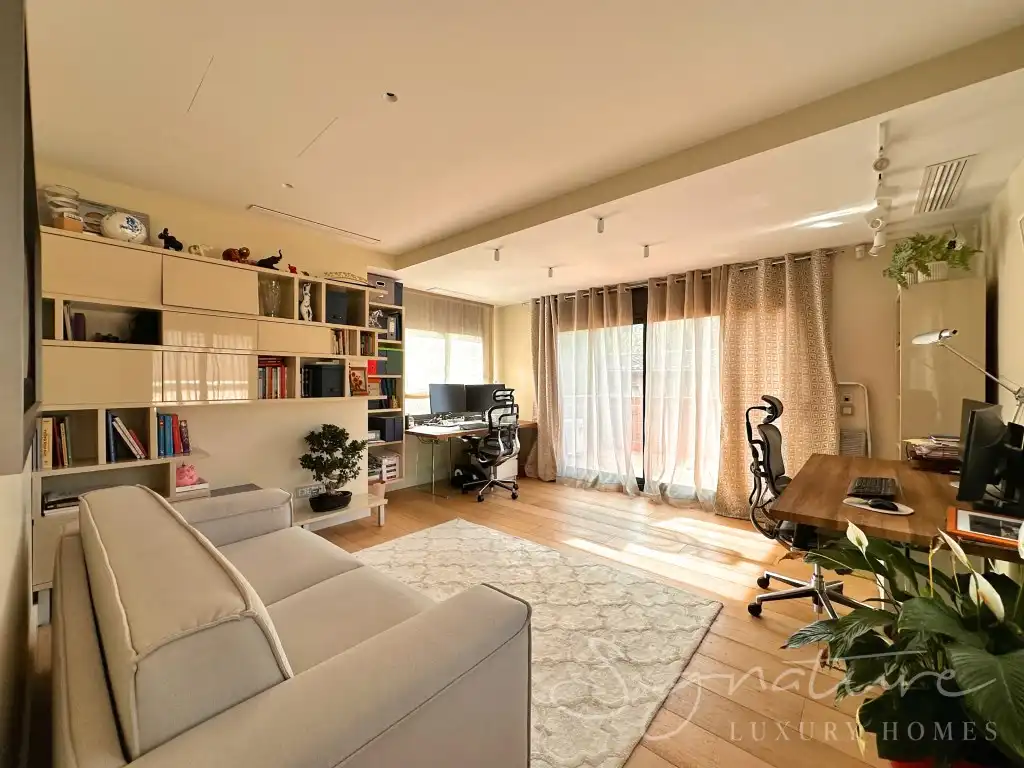 Sala de estar de Casa o chalet de alquiler en Sant Cugat del Vallès con Aire acondicionado, Calefacción y Jardín privado