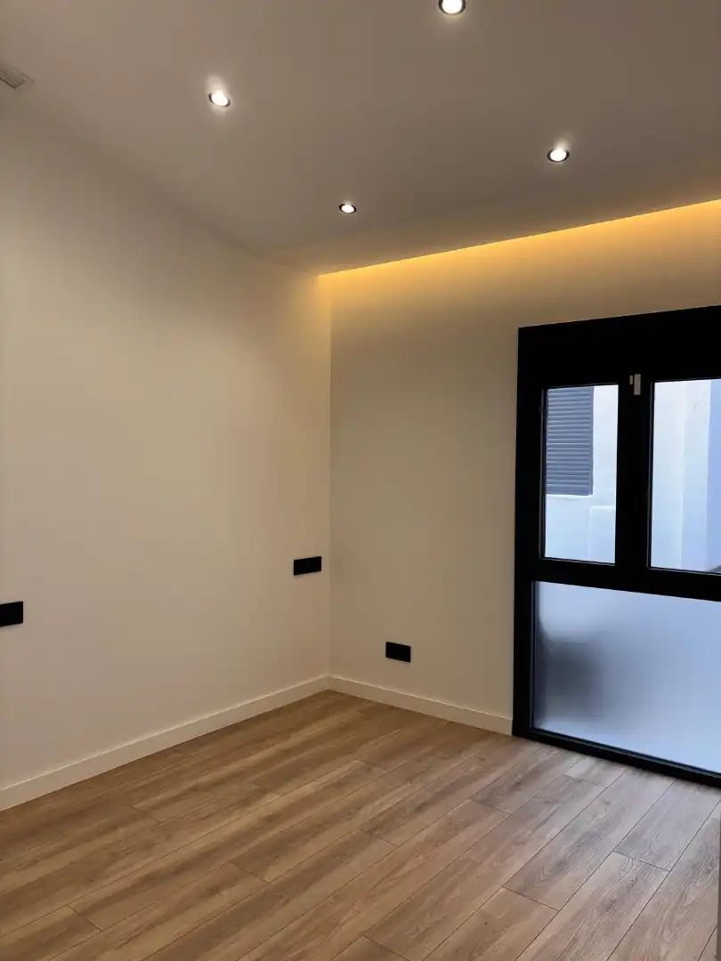Piso con terraza en venta en Carrer del Canonge Pibernat, imagen 11