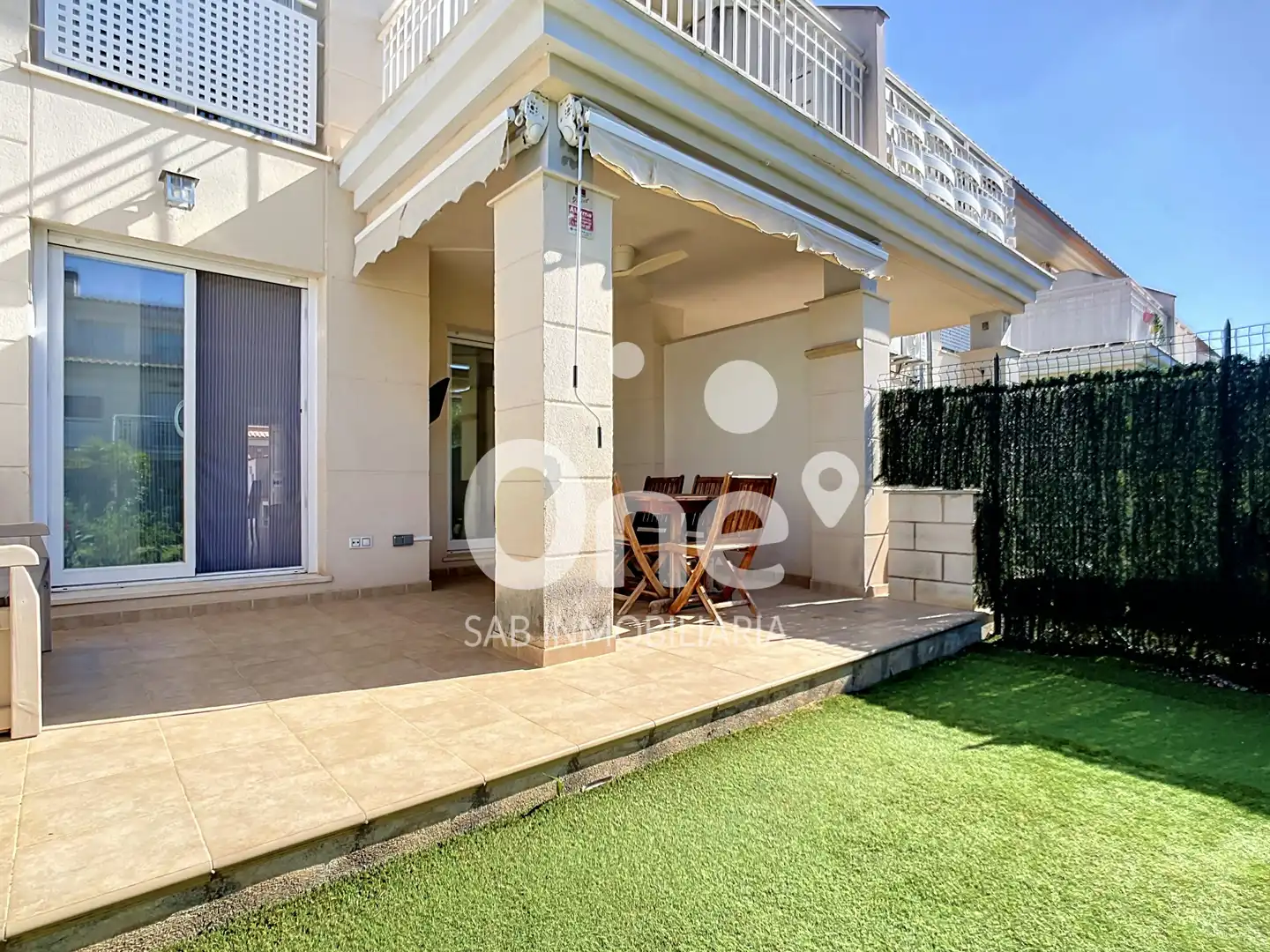 Terraza de Casa adosada de alquiler en San Antonio de Benagéber con Aire acondicionado, Calefacción y Jardín privado