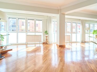 Flat with lift for sale in Bilbao Plaza