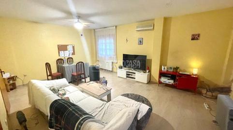 Foto 2 de Casa adosada en venda a Oeste, Mérida