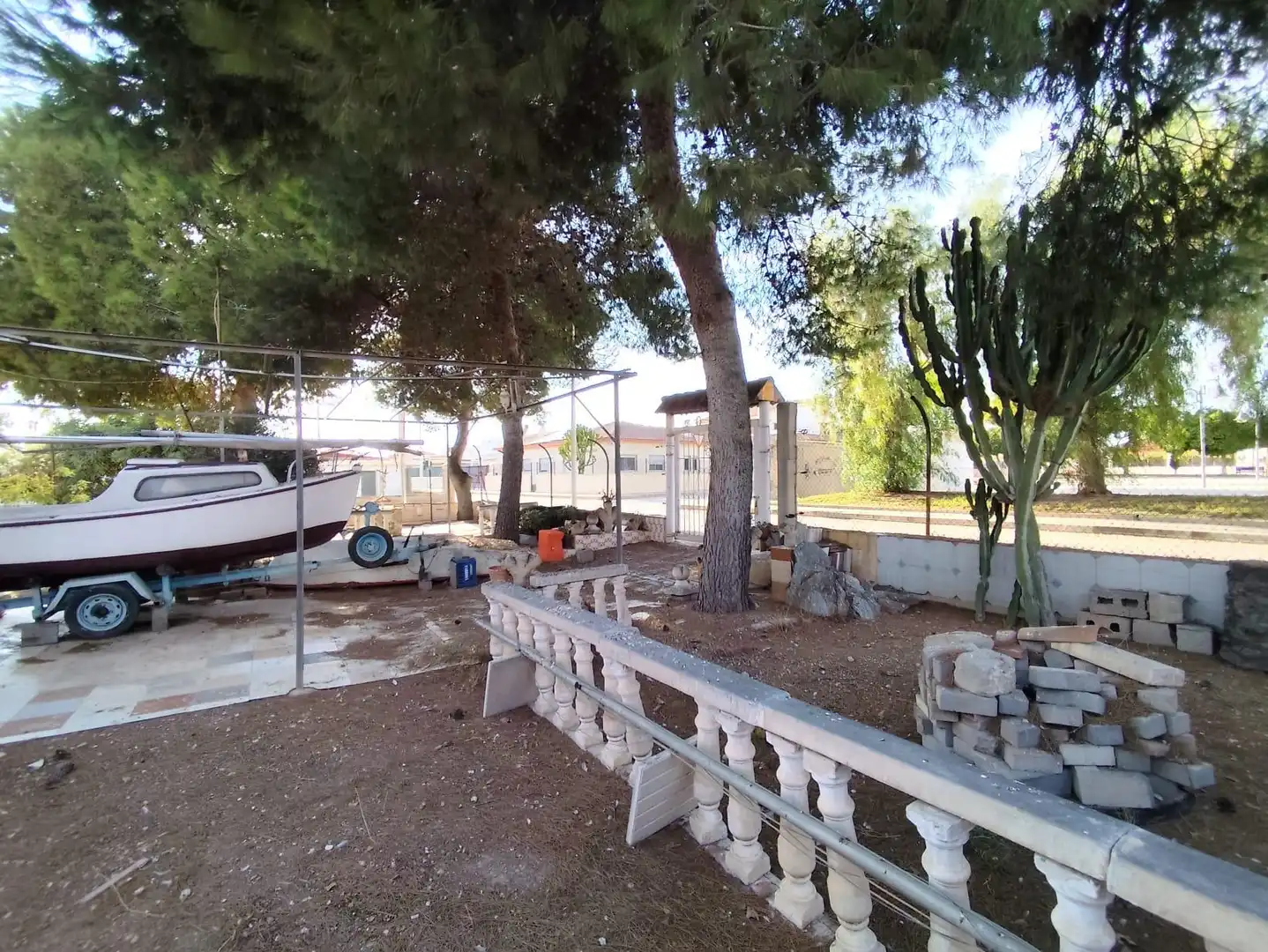 Houses for sale in Calle de la Librilla, Las Lomas de Rame - Bahía Bella